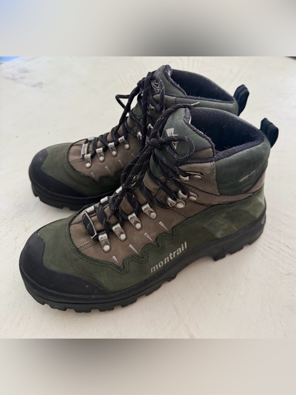 Montrail Gore-Tex hiking boots women’s size 8.5 Hunter green - Picture 4 of 11